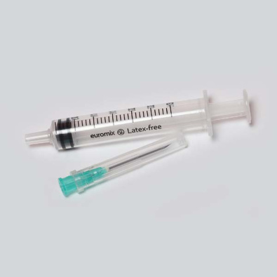 jeringa_luer_slip_con_aguja_3_cc_euromix_comunes